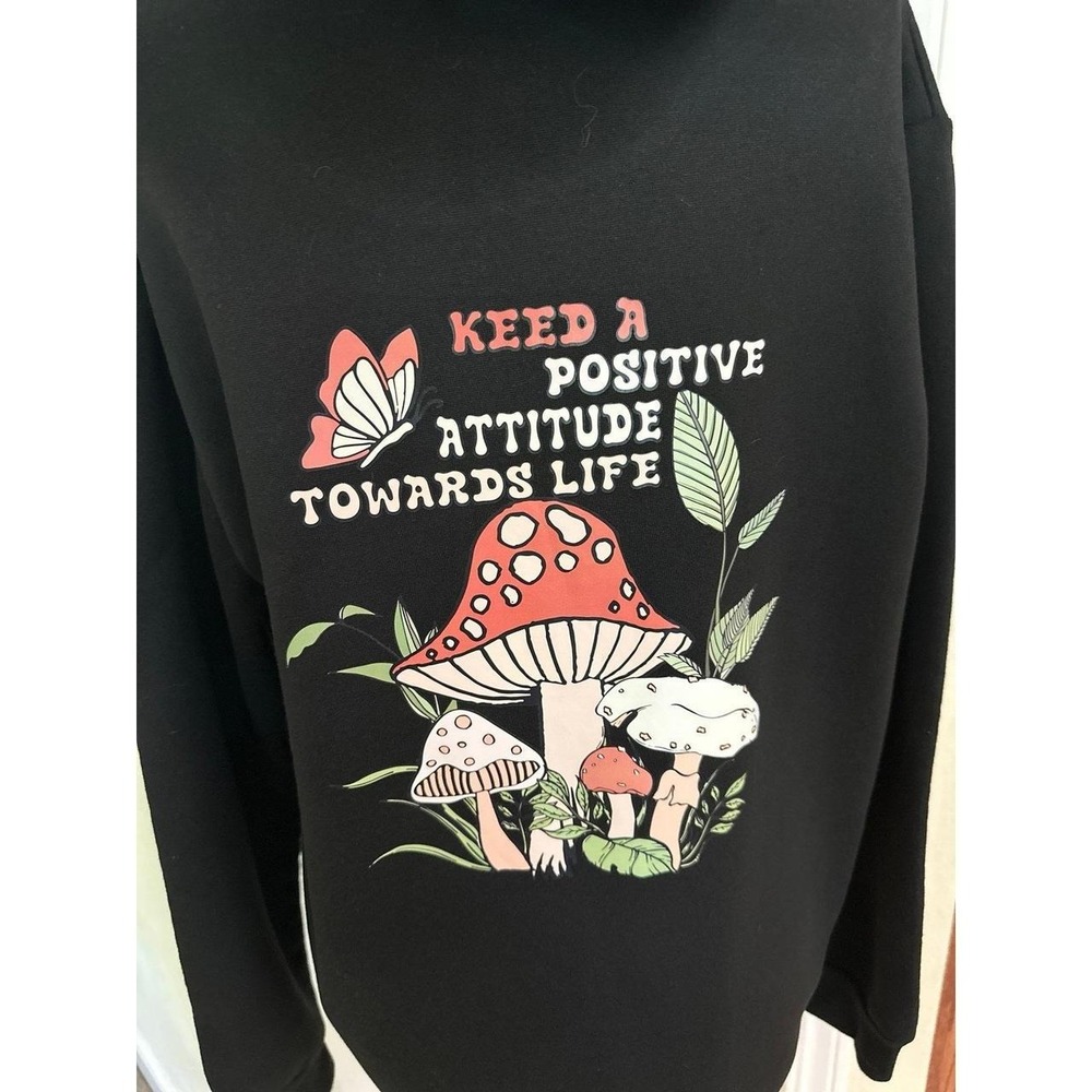 Black Mushroom "Keep a Positive Attitude Towards Life"‎ Women's  Hoodie, Large